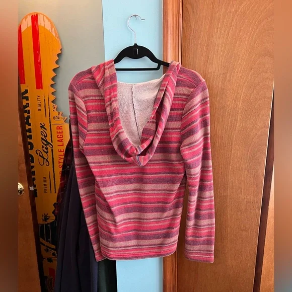 Hurley Hoodie - Picture 2 of 3